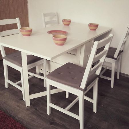 Apartman Pernink - Ubytovani V Srdci Krusnych Hor Bagian luar foto